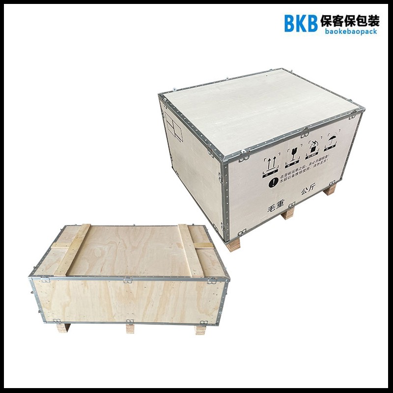 鋼邊箱