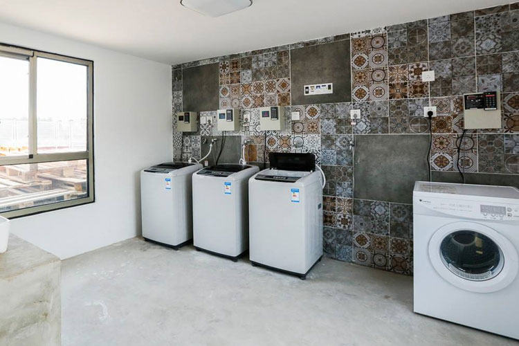 1527561488225422.jpg 走廊洗衣機.jpg