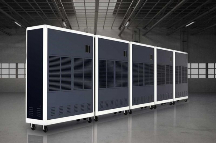 干衣機(jī)隨風(fēng)飄搖,除濕機(jī)逆風(fēng)飛揚(yáng)