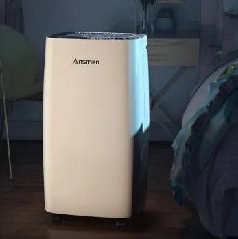 冬季羊舍濕度大，養羊戶如何應對啊？